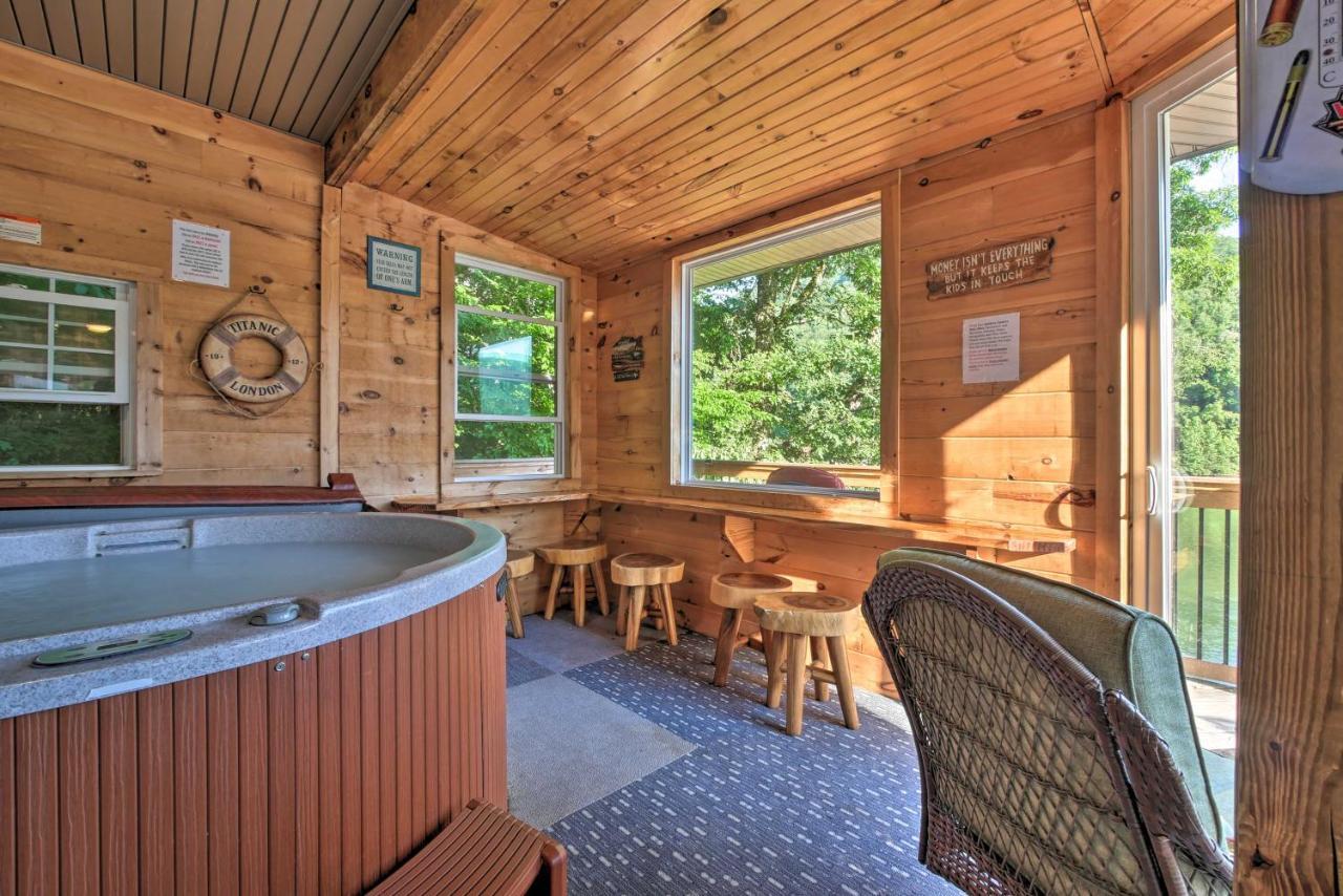 Tenn River Cabin With Hot Tub - 10 Mi To Chattanooga Exterior photo